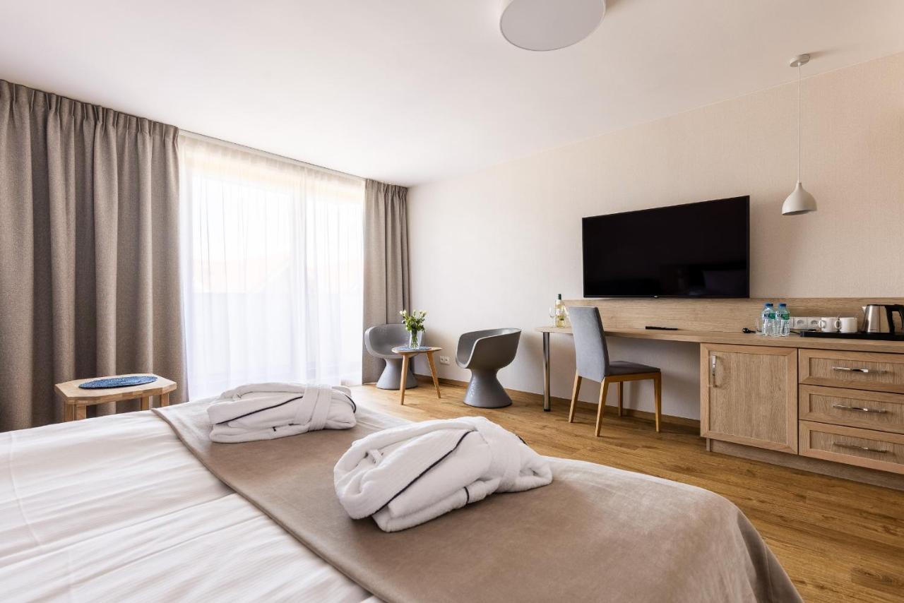 Aparthotel Maloves & Prywatne